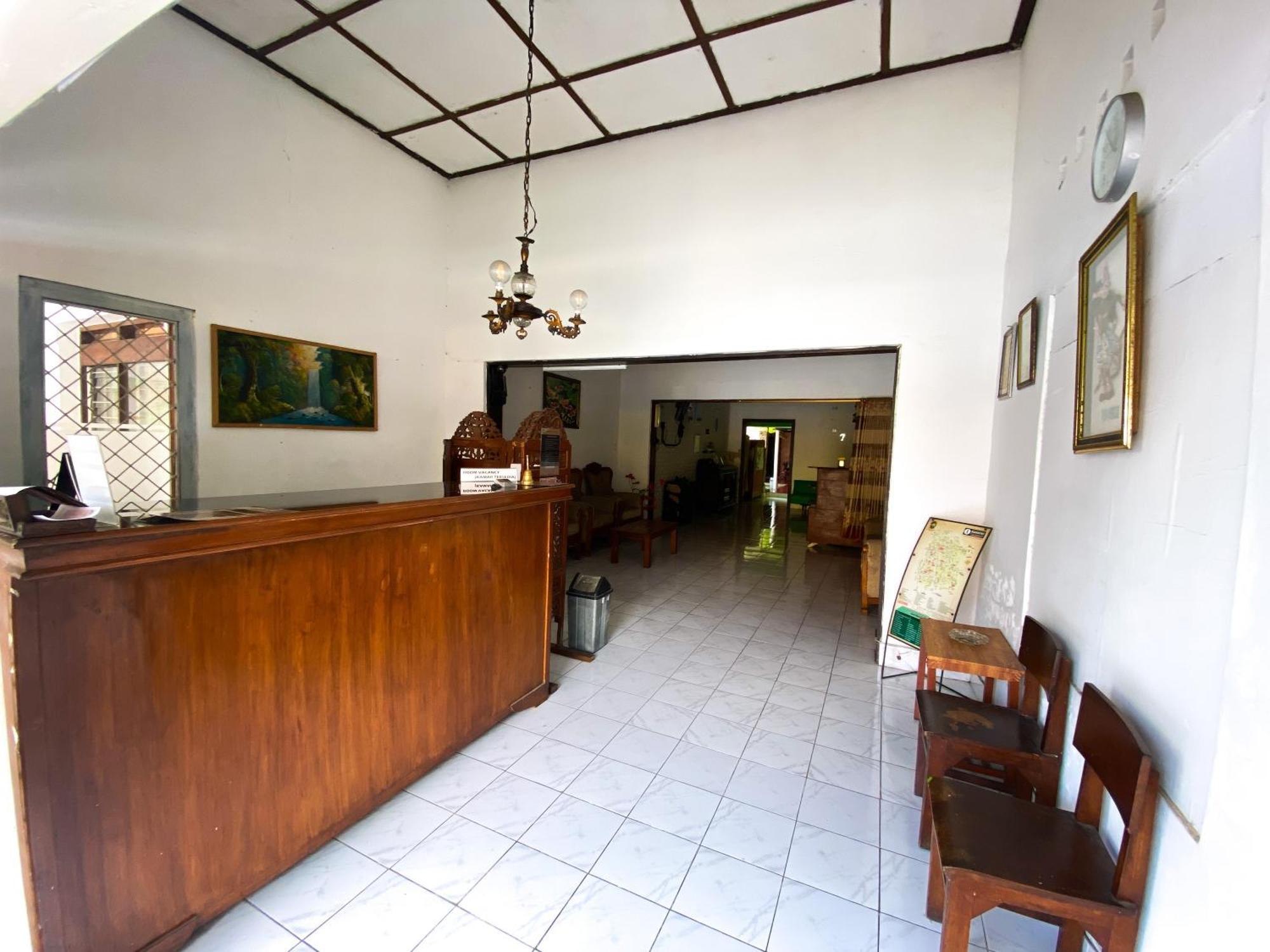 Parikesit Guest House Yogyakarta Dış mekan fotoğraf